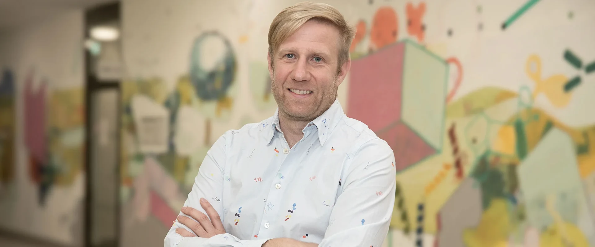 Die DFG fördert ein Reinhart-Koselleck-Projekt am Universitätsklinikum Bonn und im Exzellenzcluster ImmunoSensation² der Universität Bonn mit 1,25 Millionen Euro – Prof. Christoph Wilhelm und sein Team erforschen, wie der Körper in Krankheits- und Hungerphasen das Gleichgewicht mit der Darmflora wahrt.