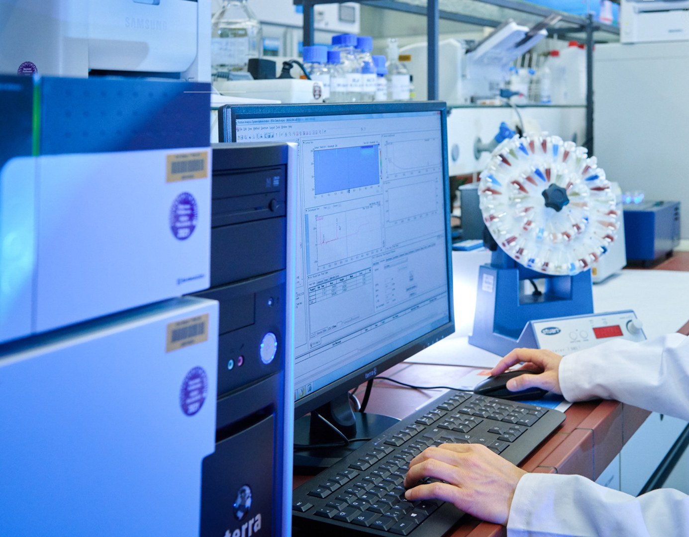Drei GO-Bio initial Projekte starten in Bonn - Mit GO-Bio initial fördert das Bundesministerium für Bildung und Forschung (BMBF) neue Forschungsansätze mit hohem Innovationspotential im Bereich der Lebenswissenschaften. Ziel ist, diese erfolgreich in marktfähige Produkte und Dienstleistungen weiterzuentwickeln.