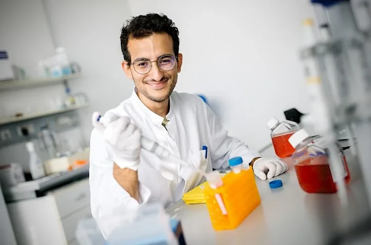 Dr. Muntadher Al Zaidi