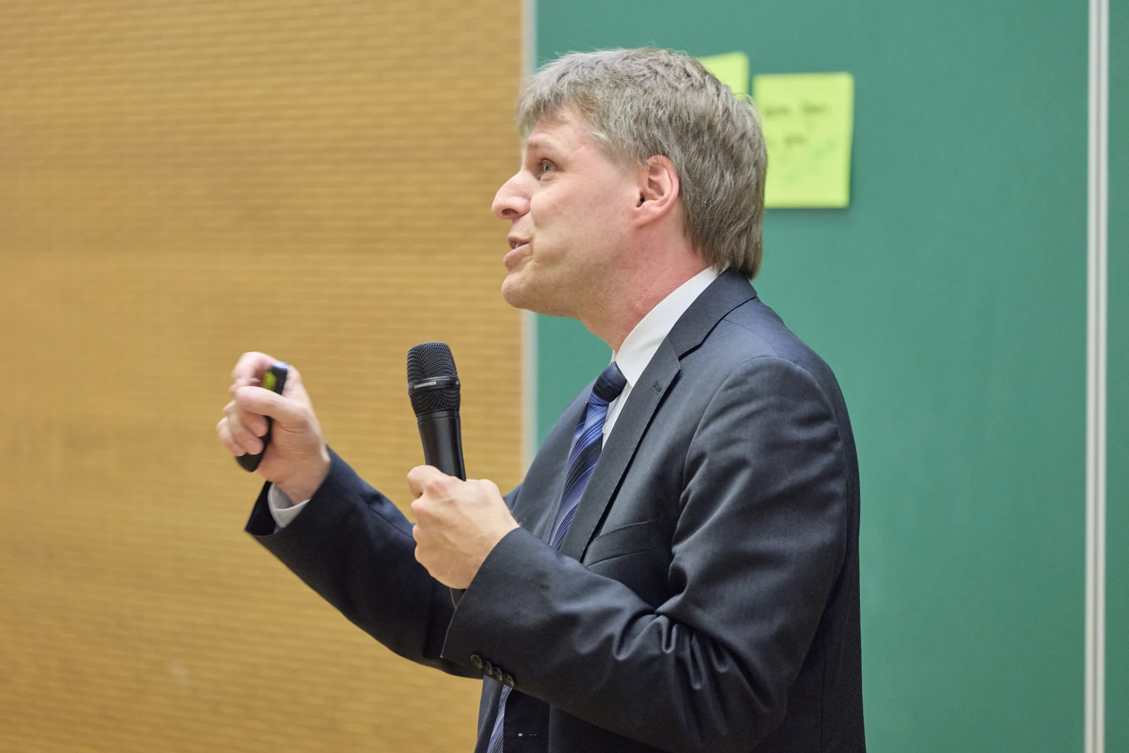 Prof. Dr. Tobias Raupach (Direktor des Instituts für Medizindidaktik) gab Impulse für eine interaktive Gestaltung von Vorlesungen.