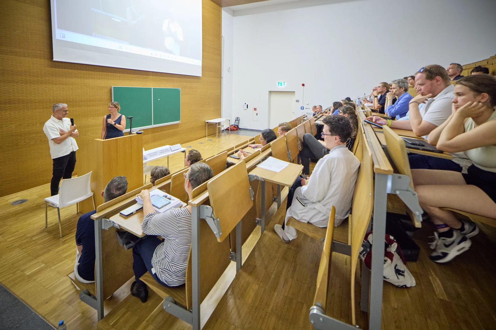 Beim Symposium Lehre kamen Lehrende und Studierende zusammen, um das Lehrformat der Vorlesung gemeinsam weiterzudenken.