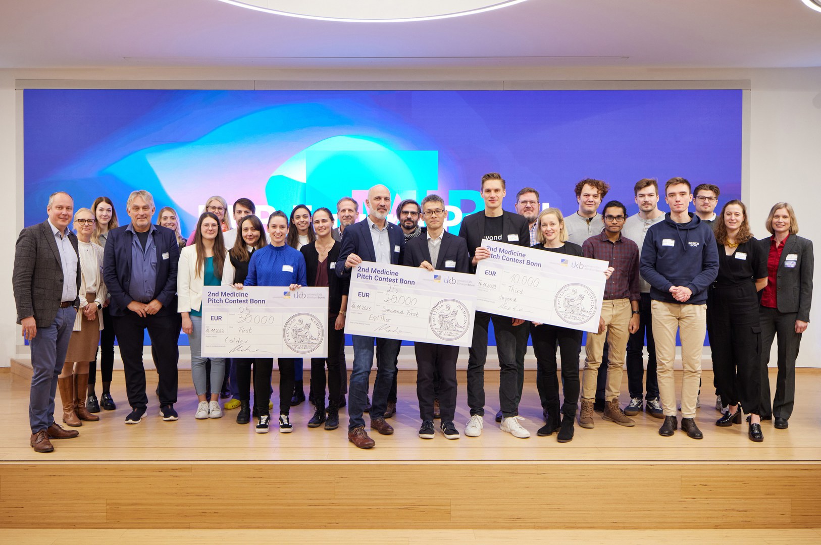 Participating and winning teams of the Medical Pitch Contest 2023 of the Medical Faculty of the University of Bonn