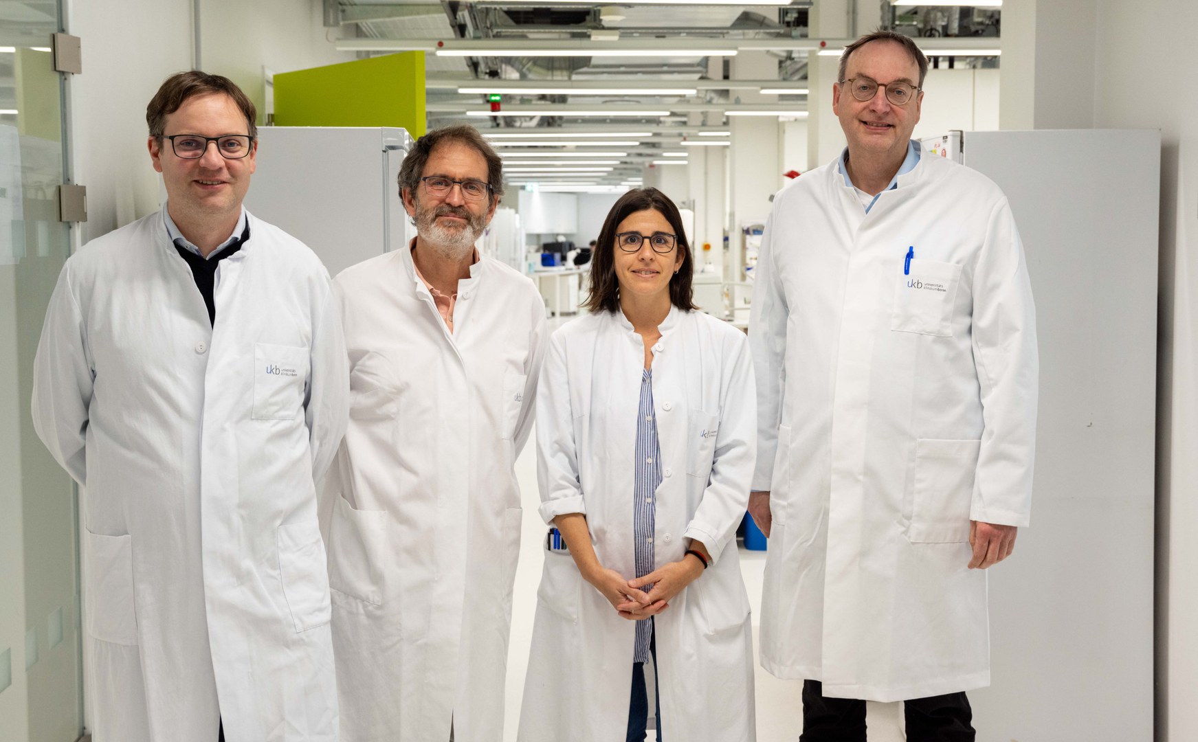 Bonn researchers provide insight into the choreography of immune cells during the fight against viruses: - (from left) Prof. Niels Lemmermann, Prof. Natalio Garbi, Dr. Maria Belen Rodrigo and Prof. Christian Kurts.